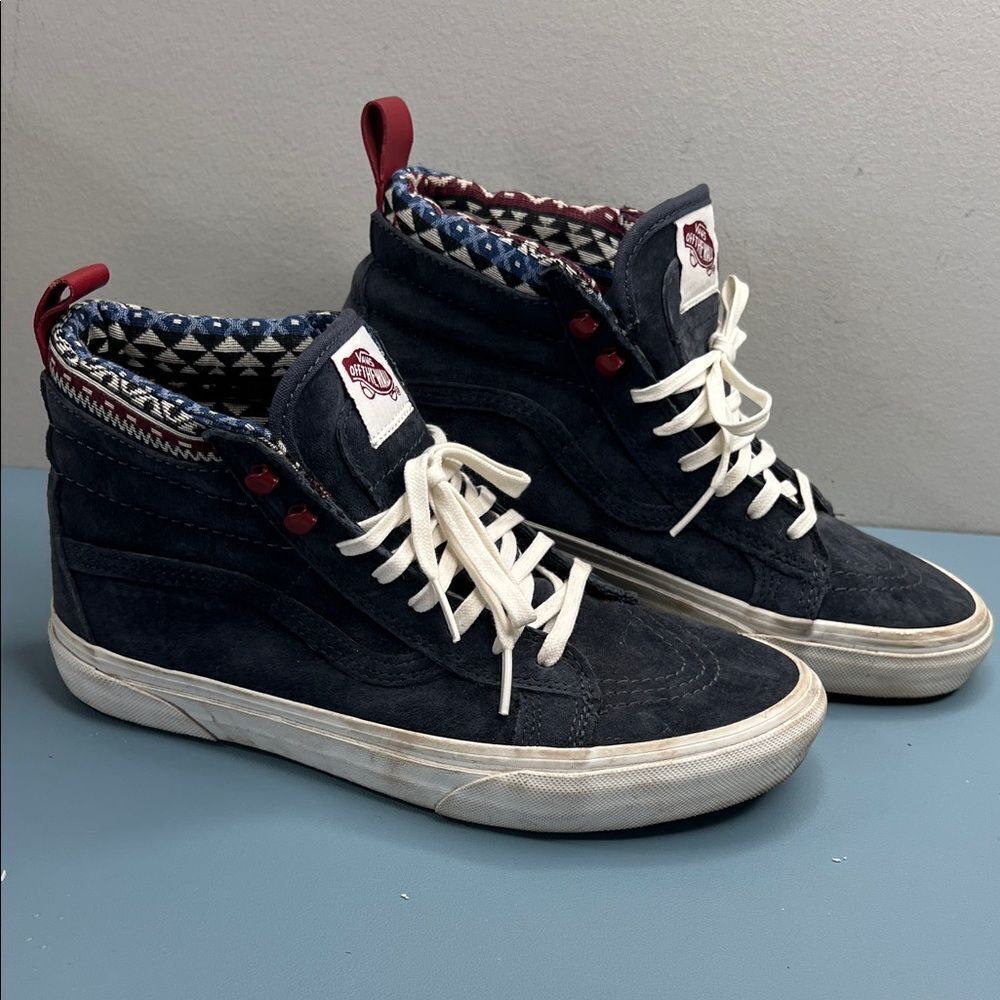 Vans Navy High-Tops with Patterned Collar M6.5W8 Sk8-Hi MTS Scotchguard treated